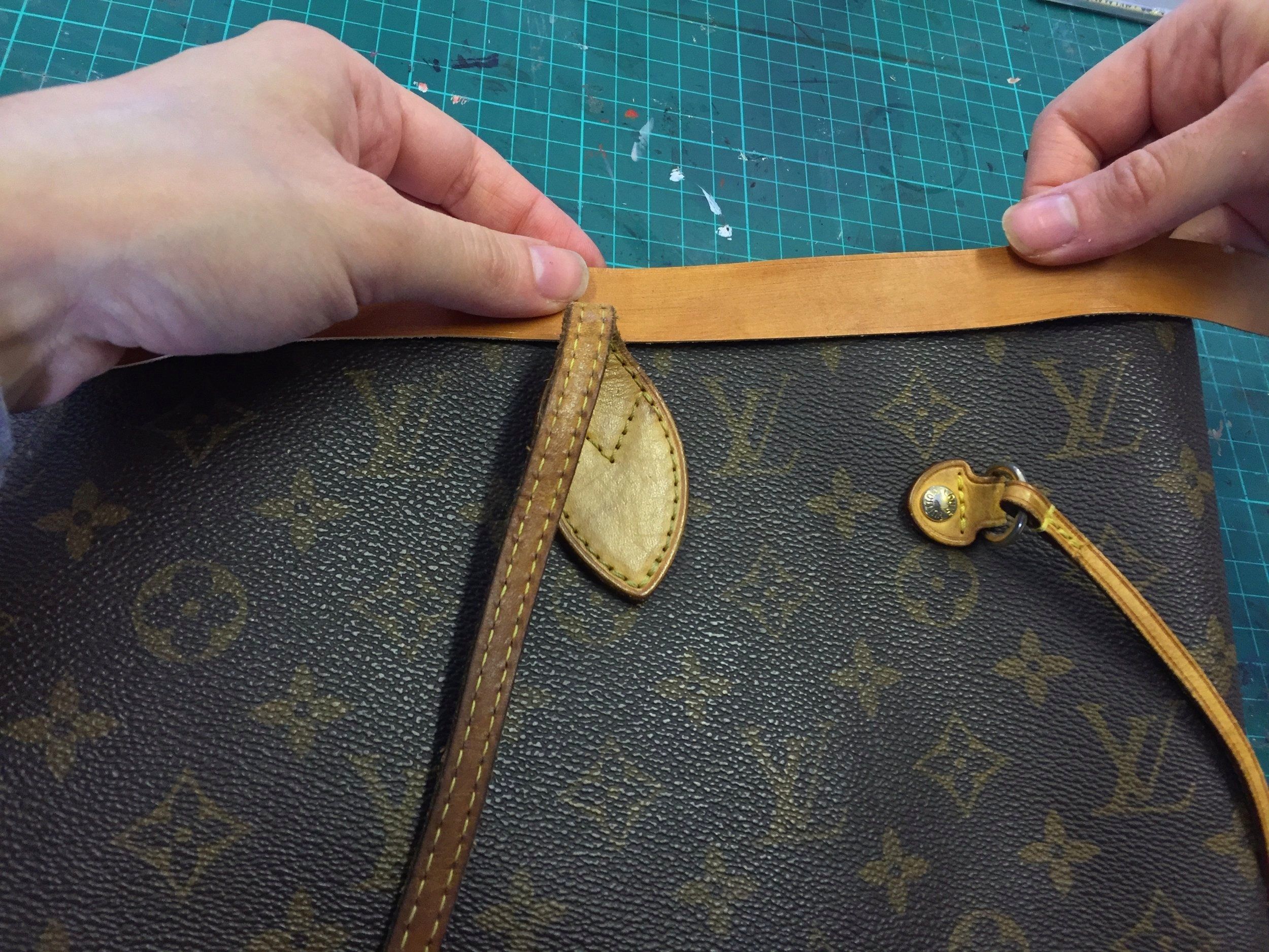 How To Remove Initials Off a Louis Vuitton Leather Bag In 5 Minutes  #removeinitials #lvinitials 